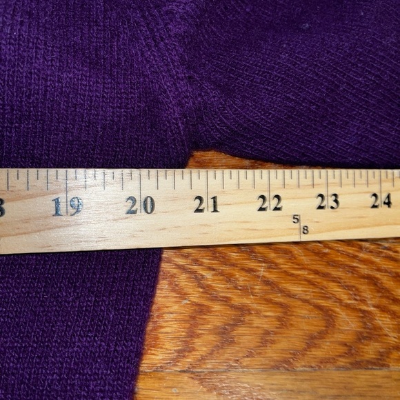 SADDLES 100% pure wool large purple sweater v neck winter macau preppy academia - Picture 5 of 7